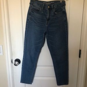 American Eagle Mom Jean
